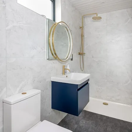 Daffodil, Eco & Dog Friendly With Hot Tub *