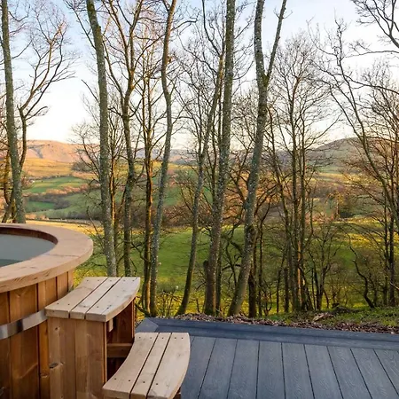 بيت للعطل Daffodil, Eco & Dog Friendly With Hot Tub Penruddock