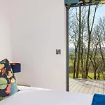 Nyaraló Daffodil, Eco & Dog Friendly With Hot Tub